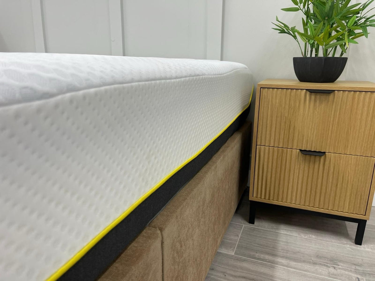 Mlily Ultra 270 5FT Kingsize Mattress RRP £1499