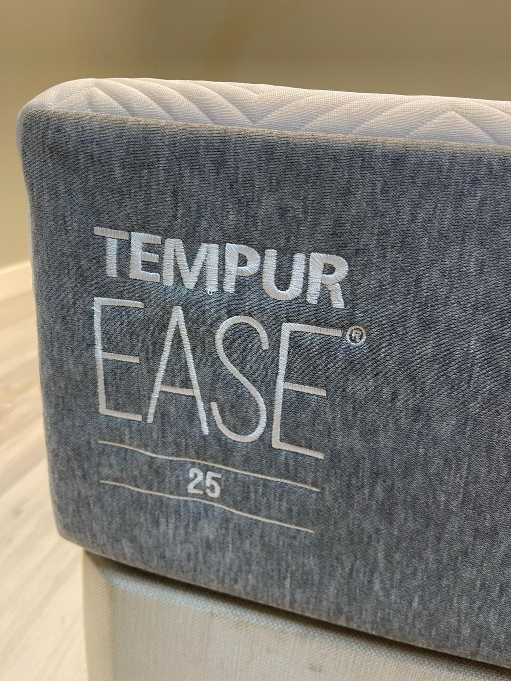 Tempur Ease Double 4FT 6 Mattress, Medium Firm - RRP £1,098 - Home Furniture Interiors