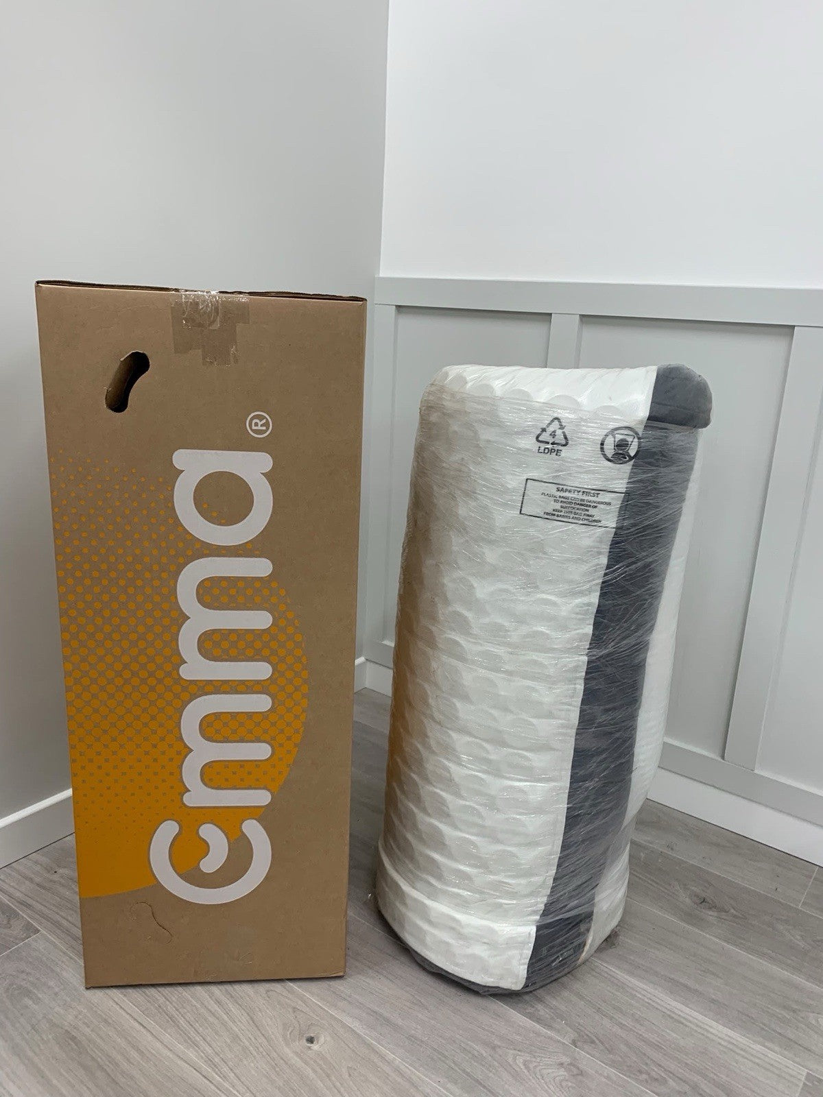 Rolled Up Emma Helix Hybrid 6FT Superking Mattress RRP £1299 Medium