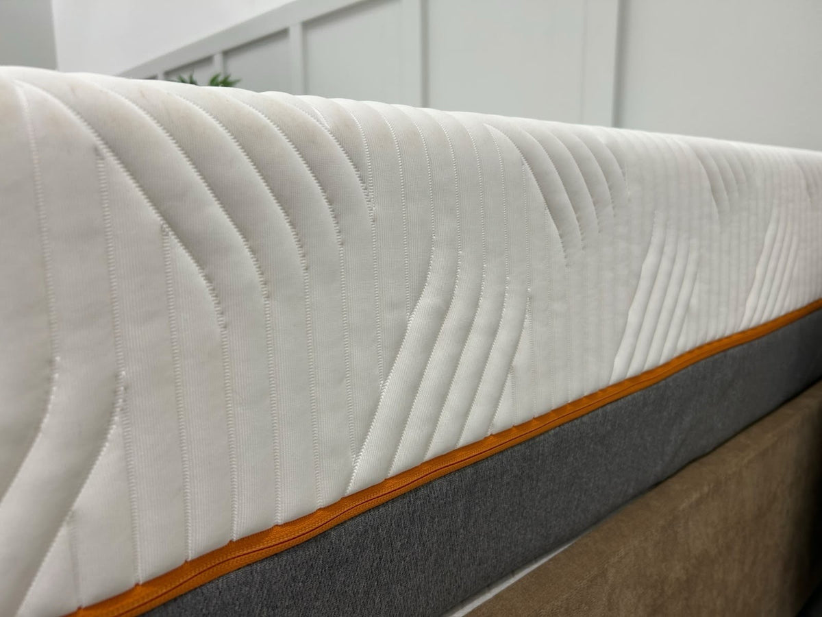 Tempur Original Luxe 5FT Kingsize Mattress - RRP £2795 Medium