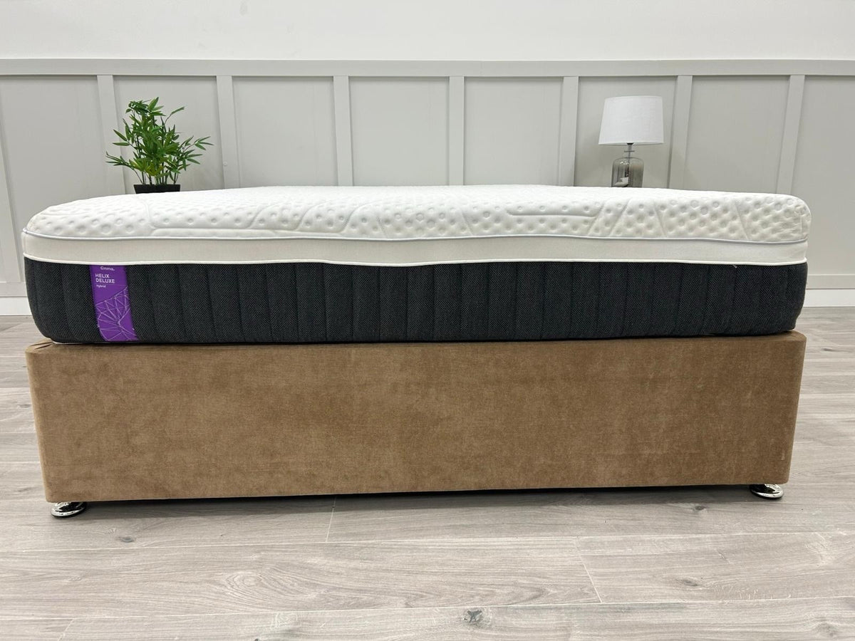 Emma Mattress Helix Hybrid Deluxe 5FT Kingsize   RRP £1599