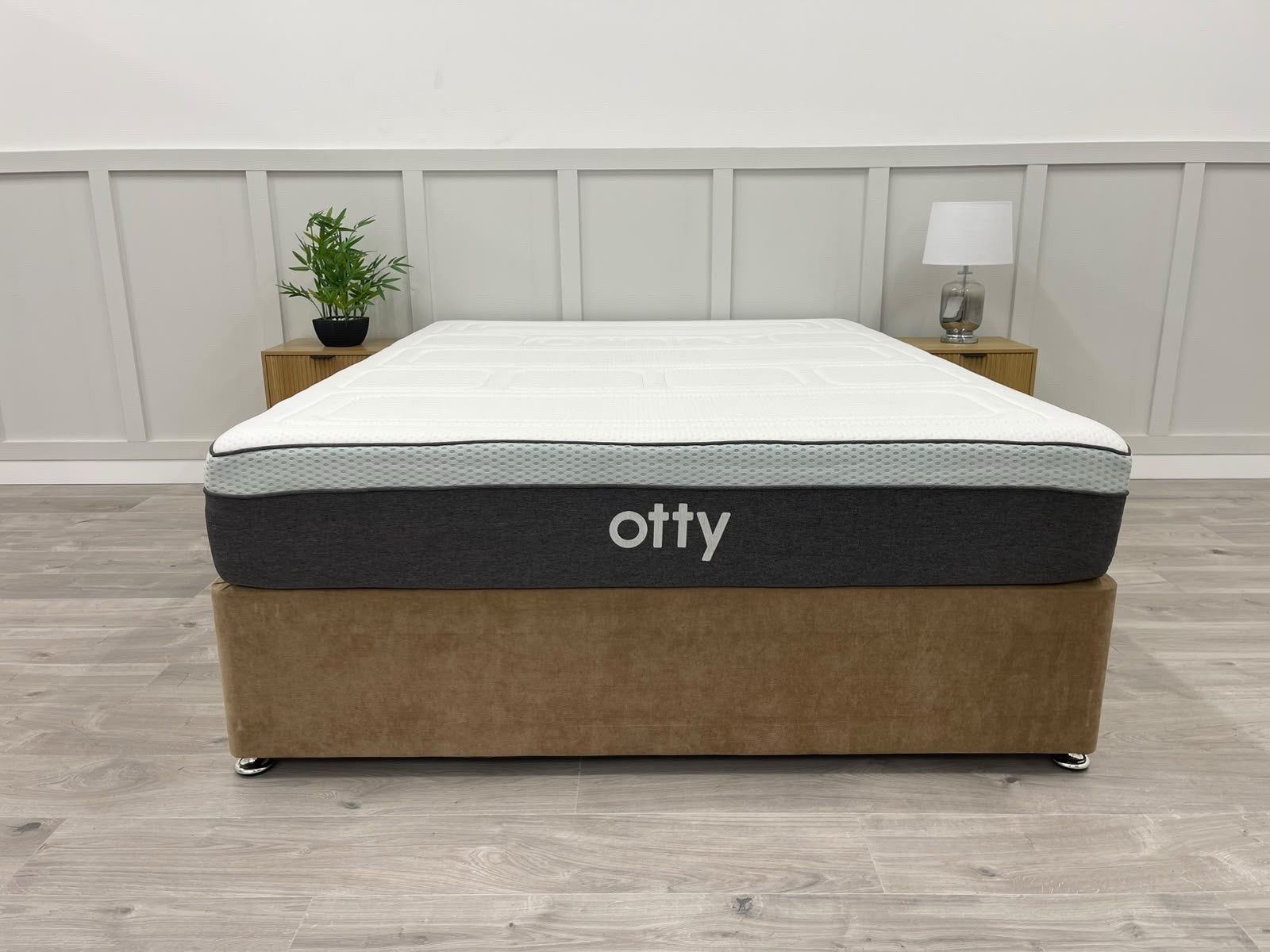 OTTY Bamboo Hybrid 5FT Kingsize Mattress RRP £749  Medium / Firm