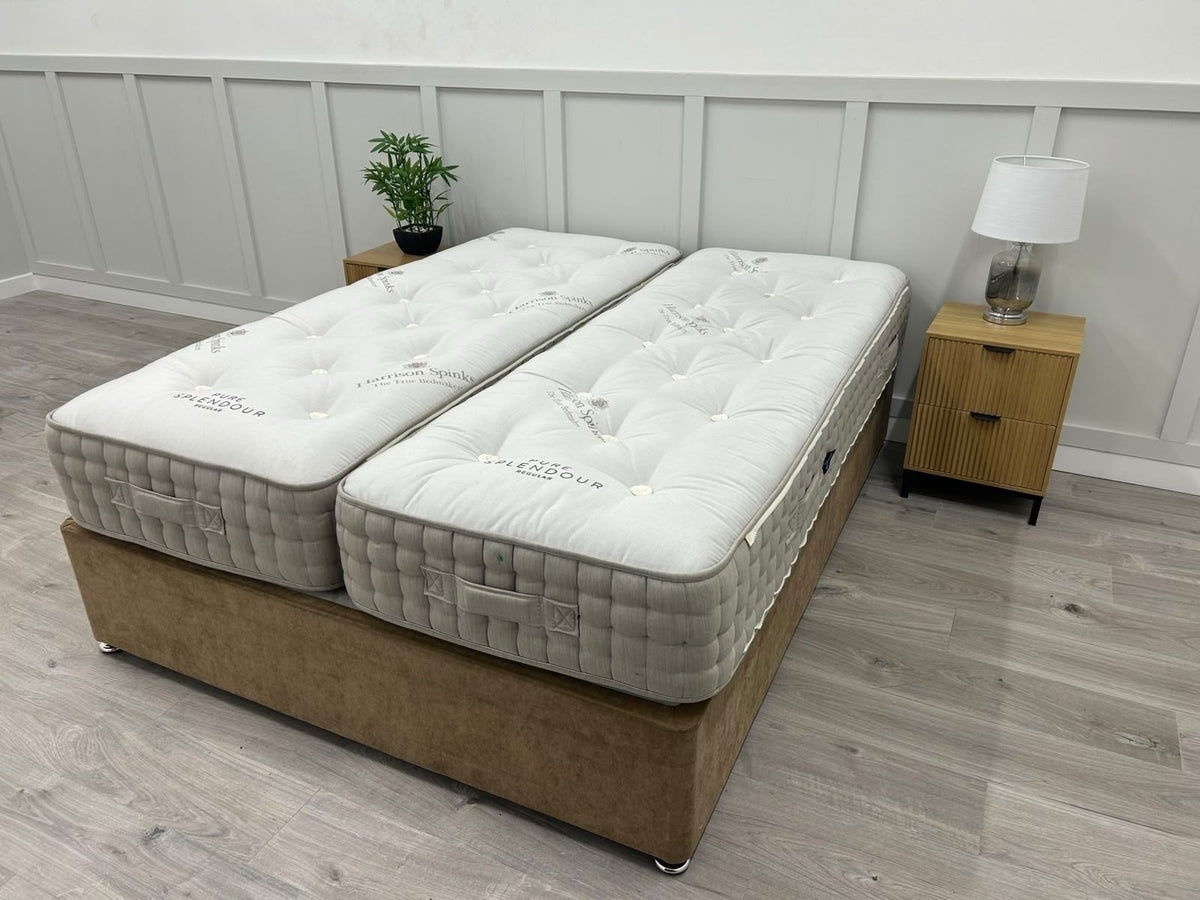 Harrison Spinks Pure Splendour 5FT Kingsize mattress with zipper and link design, showcasing plush fabric and corner detailing.