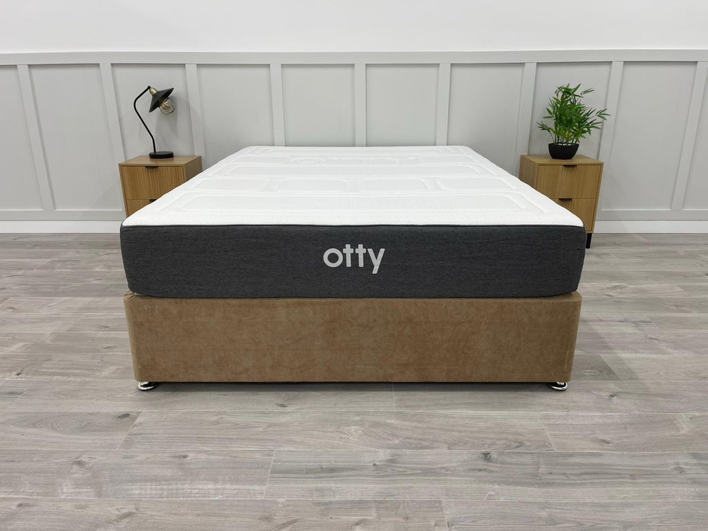 OTTY Original Hybrid Mattress 5FT RRP £799 Medium / Firm