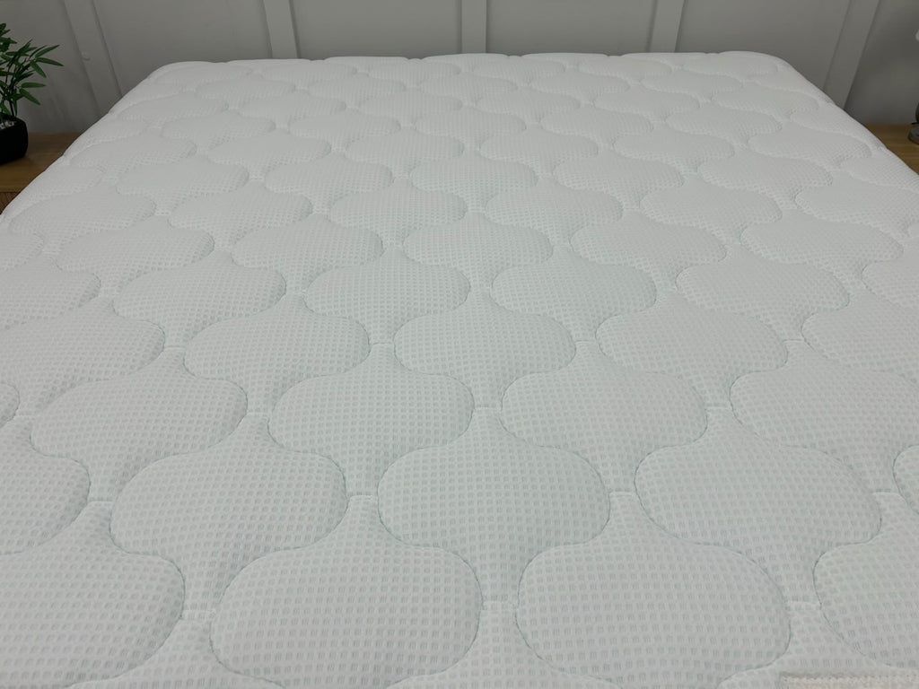Silentnight Ultra Haze Gel 3000 Pocket Boxtop 6FT Superking RRP £1299 Firm