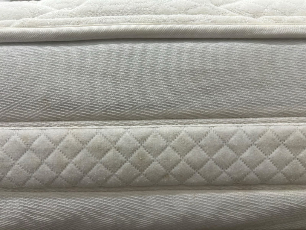 Silentnight Sleep Healthy Eco 2700 Mattress 5FT Kingsize Medium RRP £1095