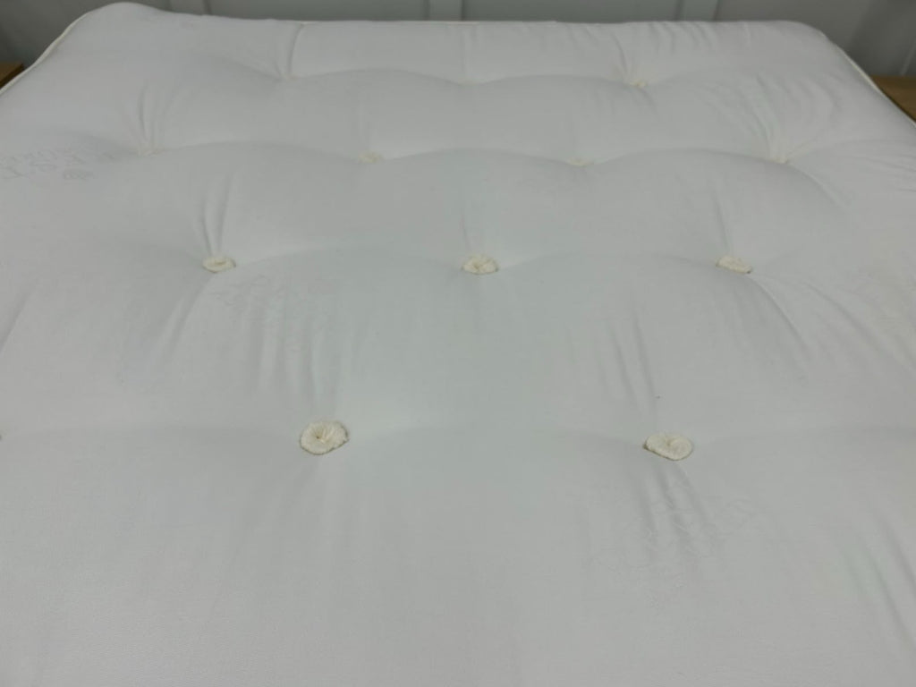 Rest Assured Knowlton 2000 Pocket Latex Pillow Top Mattress 5FT Kingsize