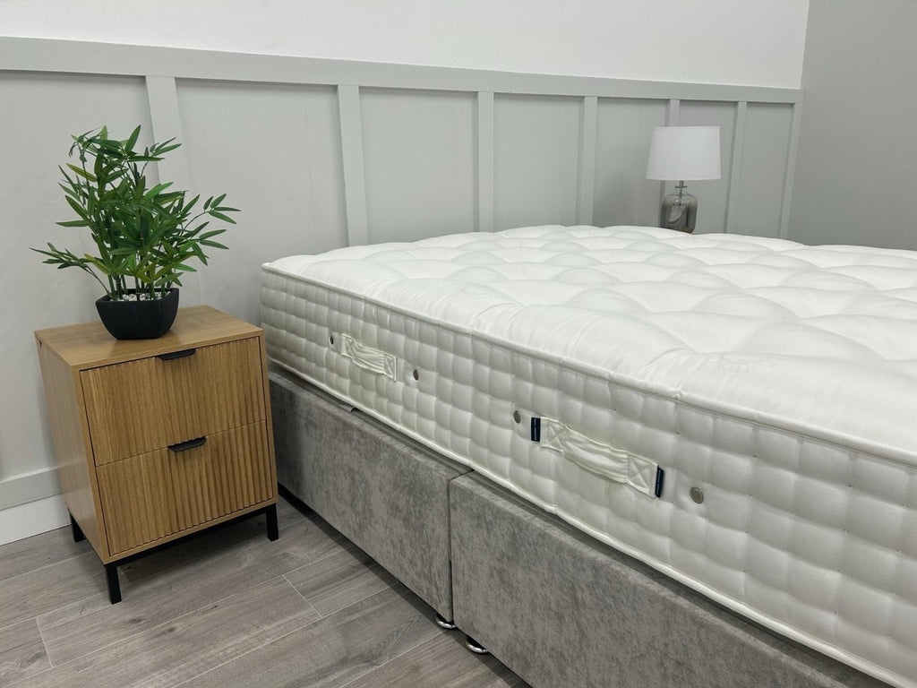 Hypnos Bespoke Emerald Mattress 4FT 6 Double with Detachable Topper RRP £4799