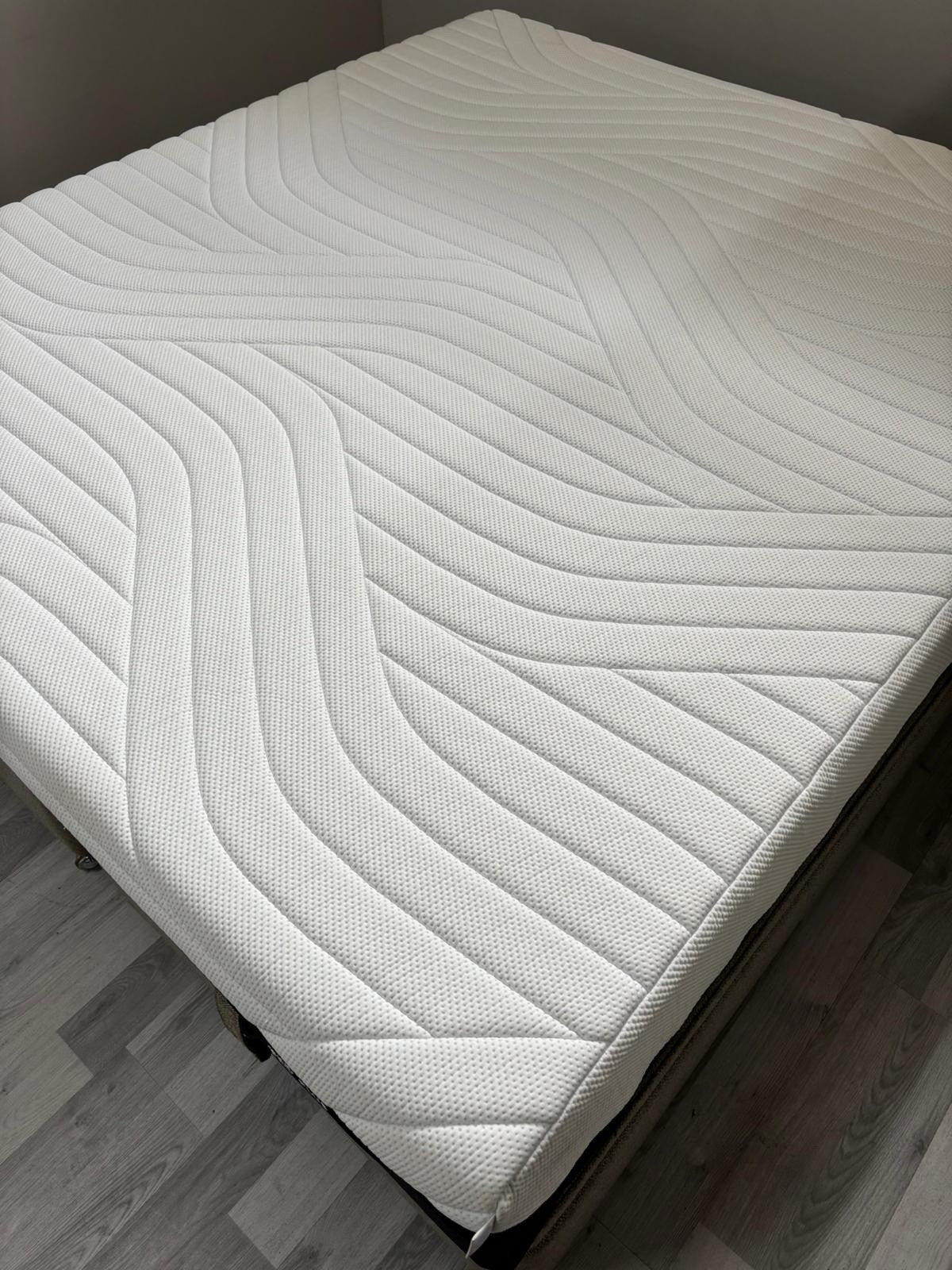 TEMPUR Pro Plus Firm 5FT Kingsize Mattress - RRP £2495 A - Home Furniture Interiors
