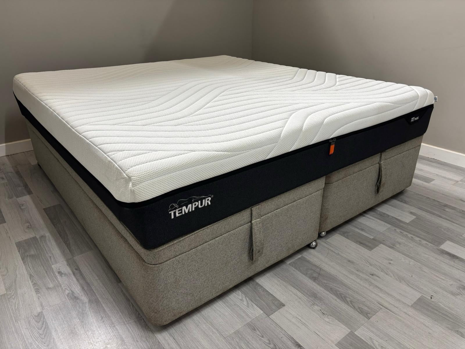TEMPUR Pro Plus Firm 5FT Kingsize Mattress - RRP £2495 A - Home Furniture Interiors