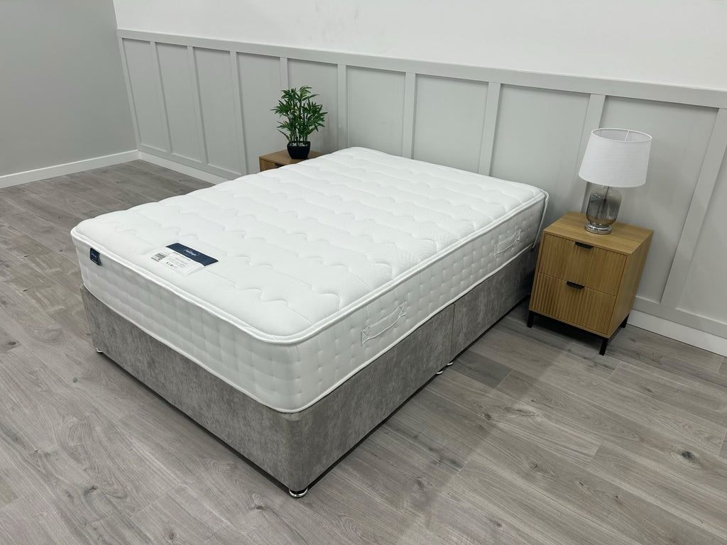 Silentnight 2800 Pocket Luxury 4FT 6 Double Mattress RRP £899 Medium