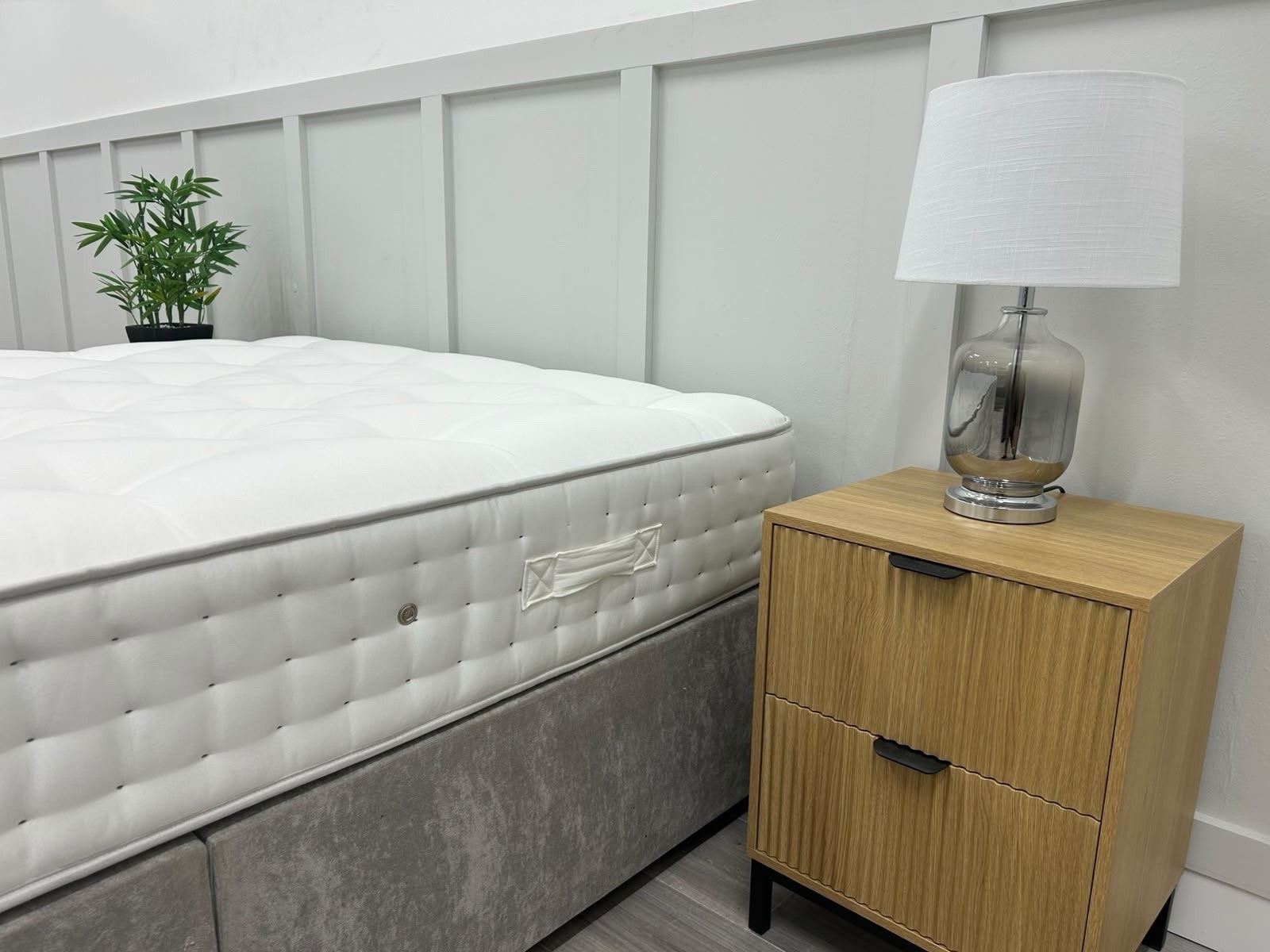 Relyon Leano 1000 Pocket Mattress 4FT 6 Double Mattress RRP £609 Firm