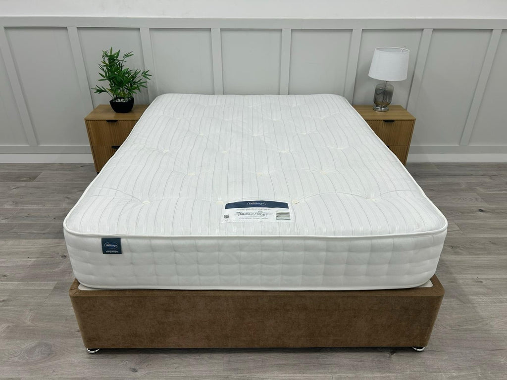 Silentnight  2000 Pocket Natural Medium 5FT Kingsize Mattress
