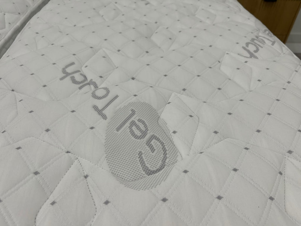 Sleepeezee Geltouch 3500 Pillowtop Zip and Link Mattress 5FT Kingsize RRP £2199