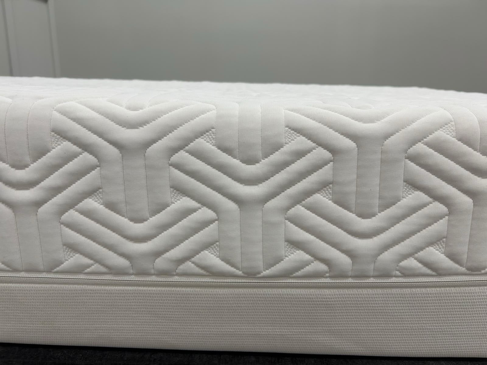 Tempur Hybrid Sublime 3FT Medium / Firm RRP £1799