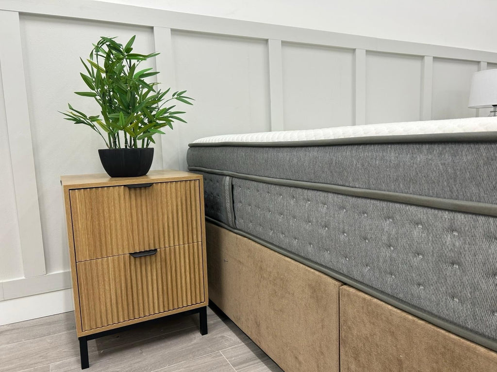 Dusk 4000 Pocket Hybrid 5FT Kingsize Mattress RRP £899