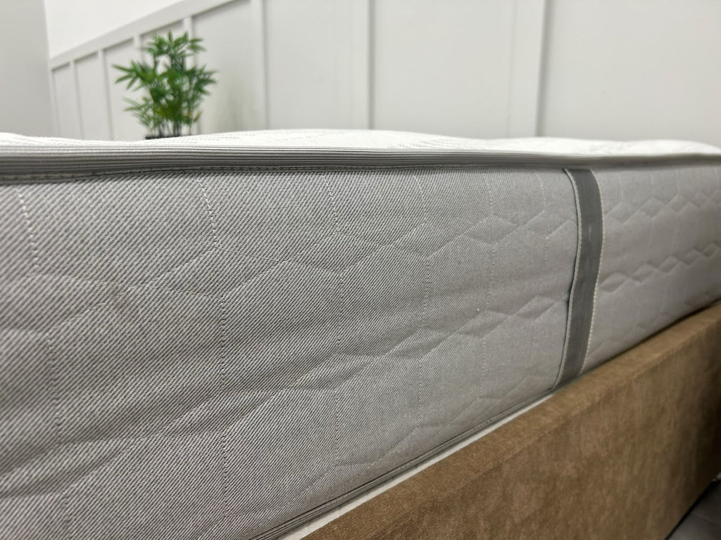 Sealy Melbourne Ortho Extra Firm Mattress 5FT Kingsize RRP £1499