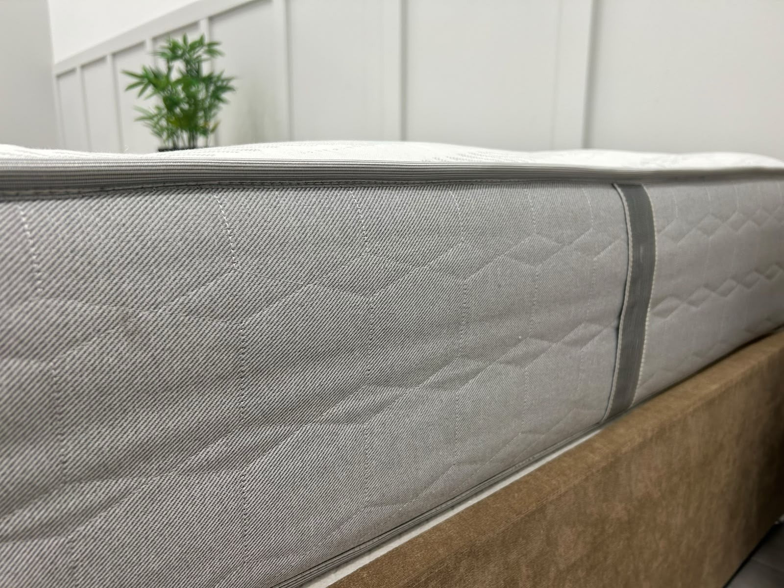 Sealy Melbourne Ortho Extra Firm Mattress 5FT Kingsize RRP £1499