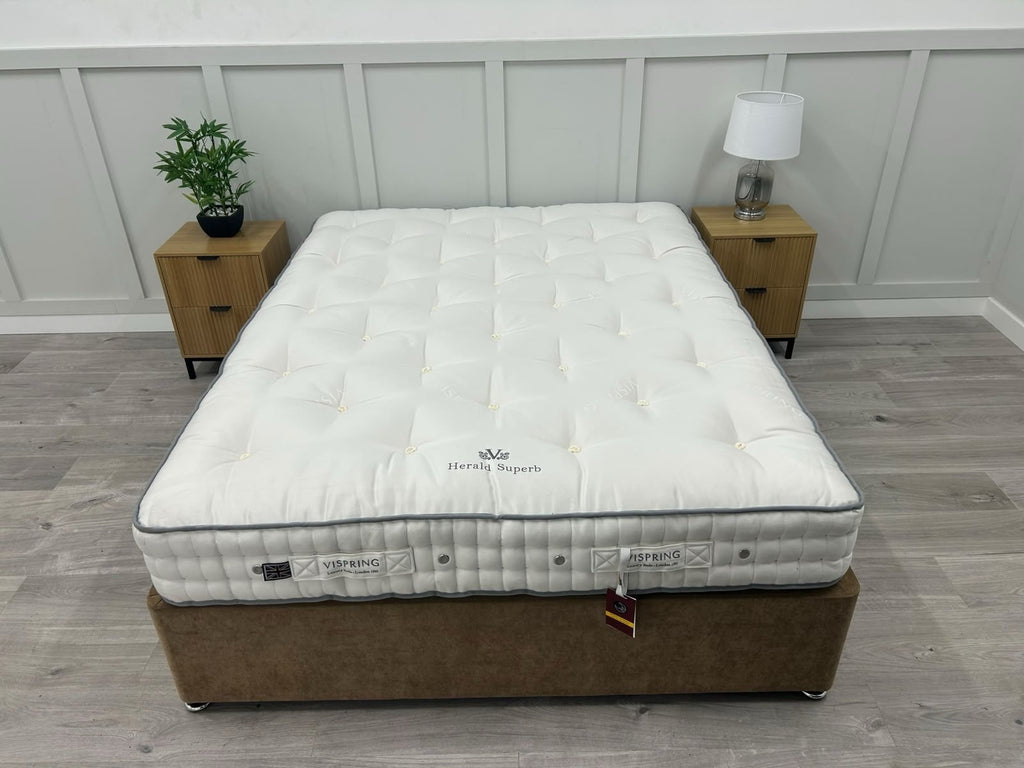 Vispring Herald Superb Mattress  5FT Kingsize Medium Spring RRP £4910