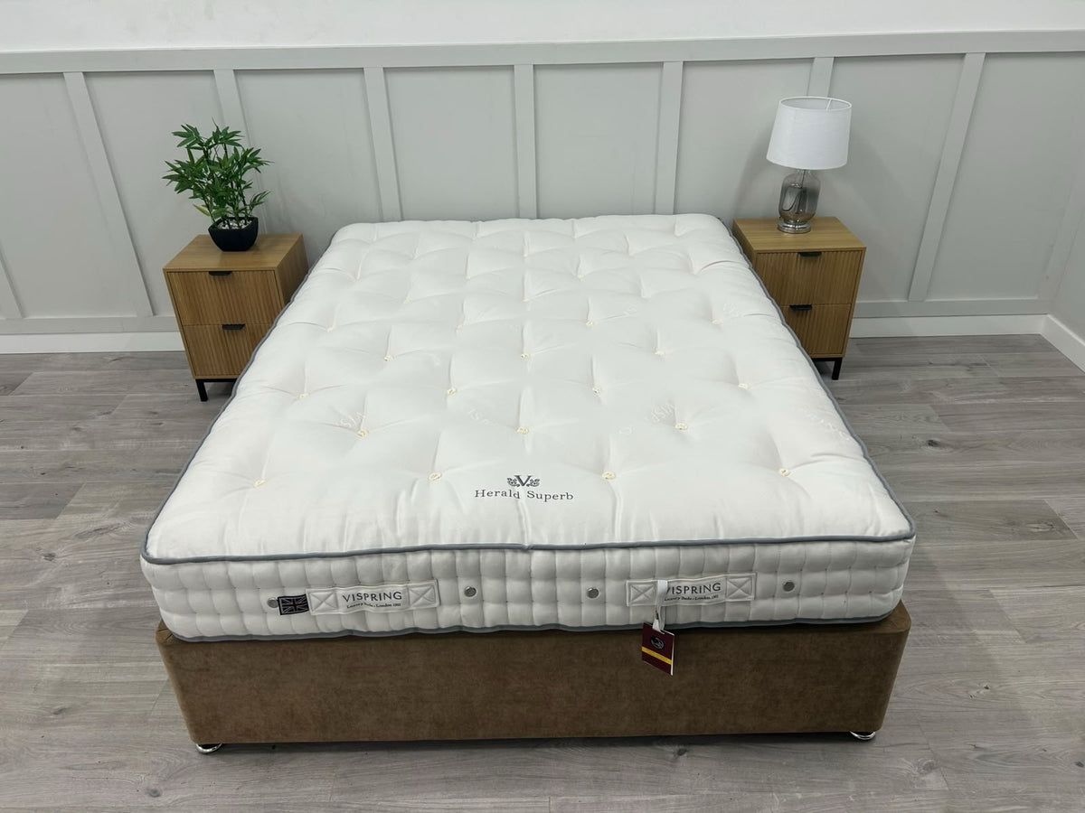 Vispring Herald Superb Mattress  5FT Kingsize Medium Spring RRP £4910