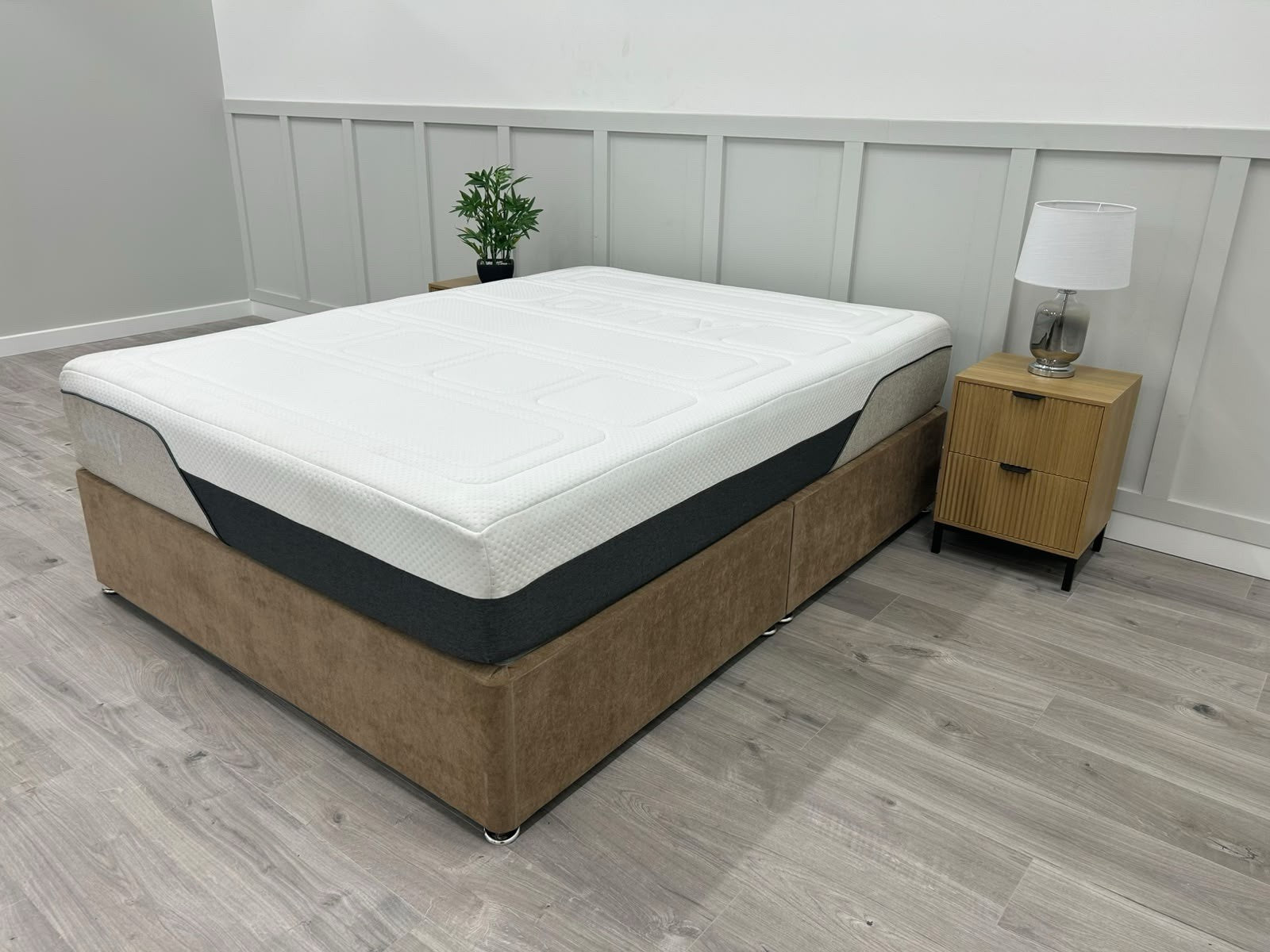OTTY Pure Plus Hybrid 5FT Kingsize Mattress RRP £899 Medium / Firm