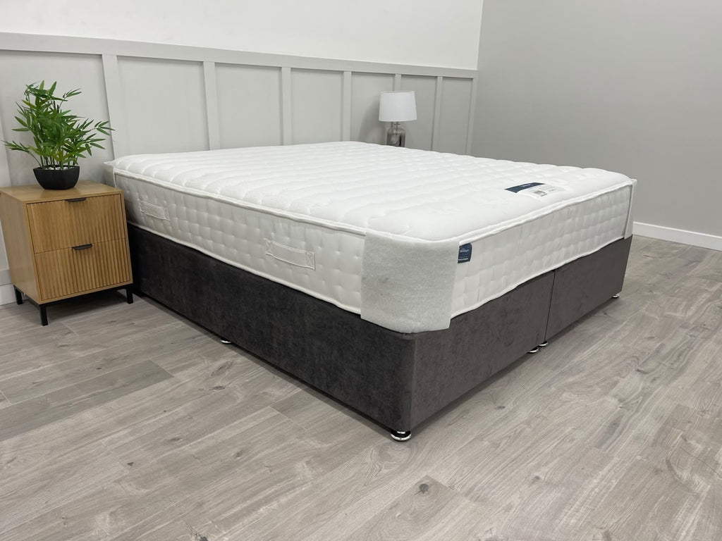 Silentnight 2800 Pocket Luxury Mattress 6FT Superking RRP £995