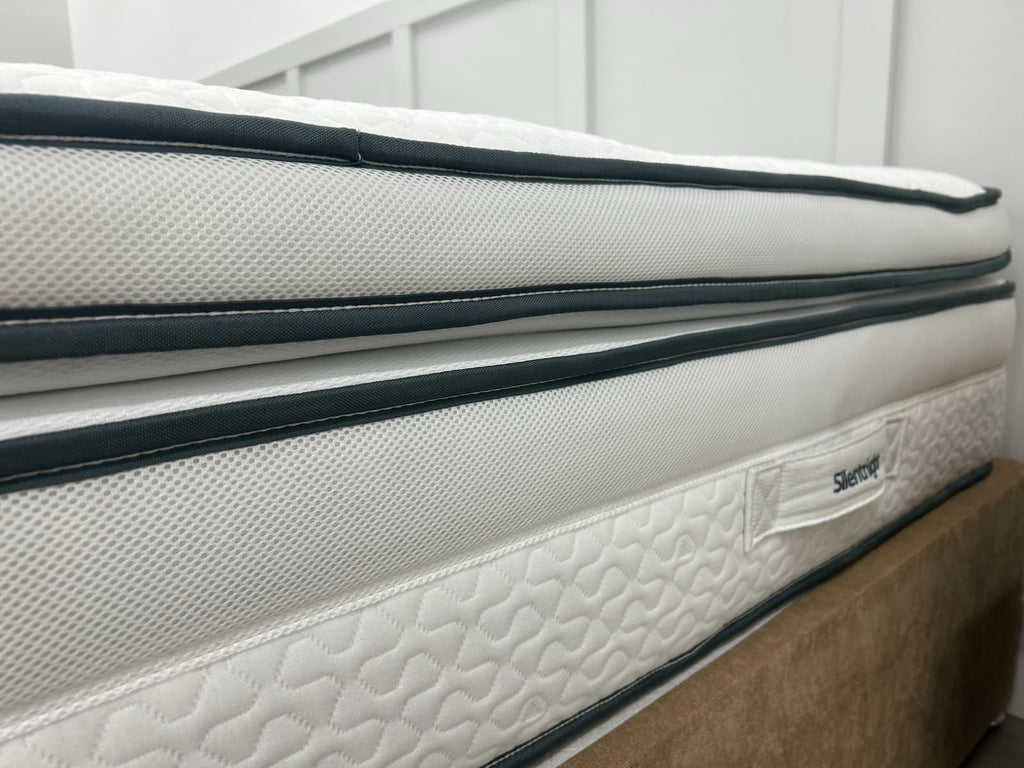 Silentnight Ultra Gel 3000 Pocket Box Top 5FT Kingsize RRP £1499