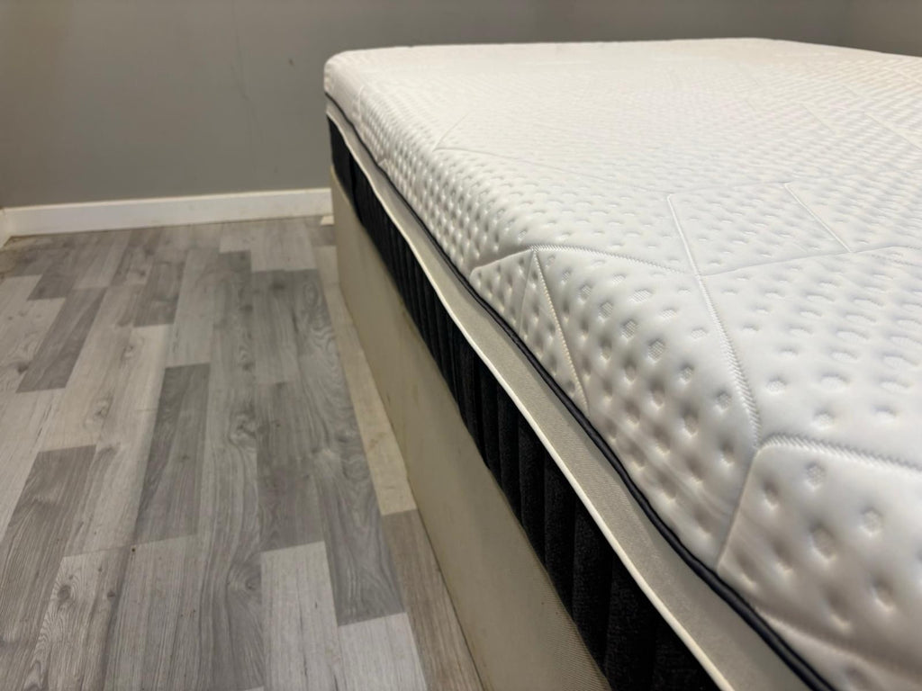 Emma Mattress Diamond Deluxe Spring Free 4FT 6 Double Mattress  - RRP £1697 - Home Furniture Interiors