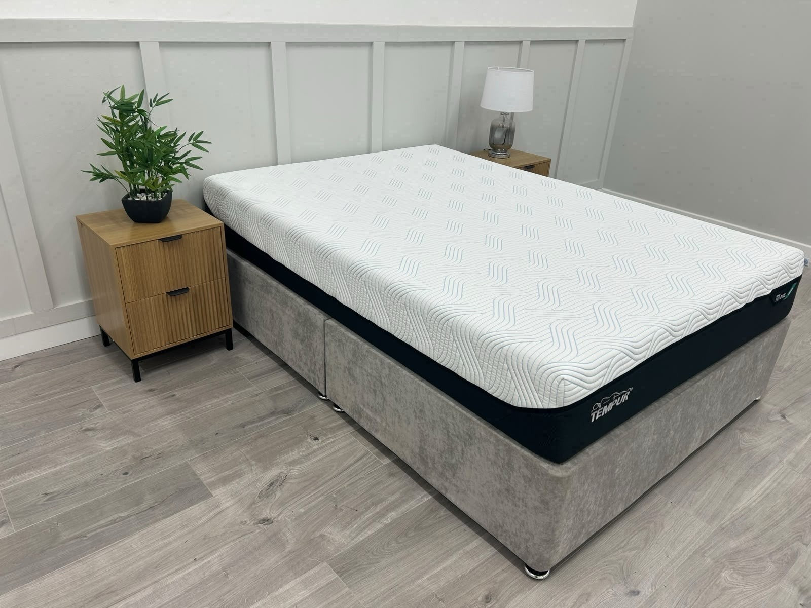 TEMPUR Pro Plus SmartCool Medium 4FT 6 Double Mattress RRP £2499 A