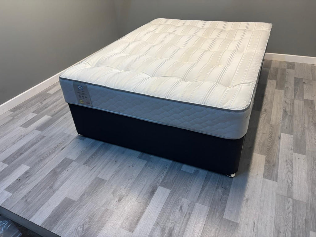 Sealy Edendale Backcare Support Firm Mattress 4FT 6 Double RRP £1299 A - Home Furniture Interiors