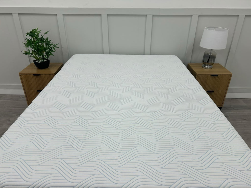 TEMPUR Pro Luxe SmartCool Medium Firm 5FT Kingsize Mattress RRP £2799