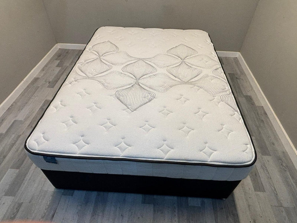 IGEL 2050i Nanotech 6FT Superking Mattress - RRP £1199 Firm
