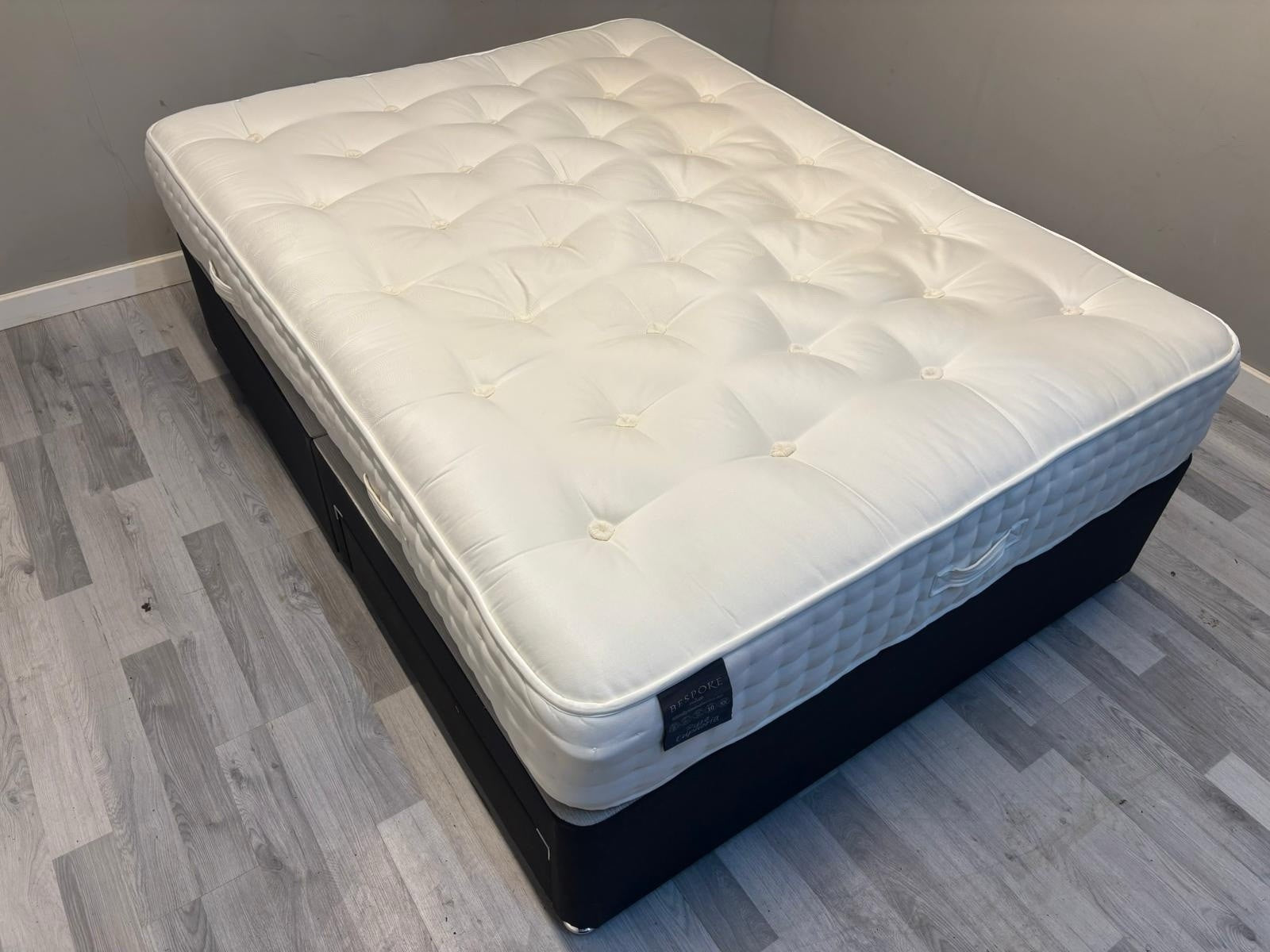 Staples and Co Euphoria / Utopia Mattress Kingsize 5FT RRP £1995