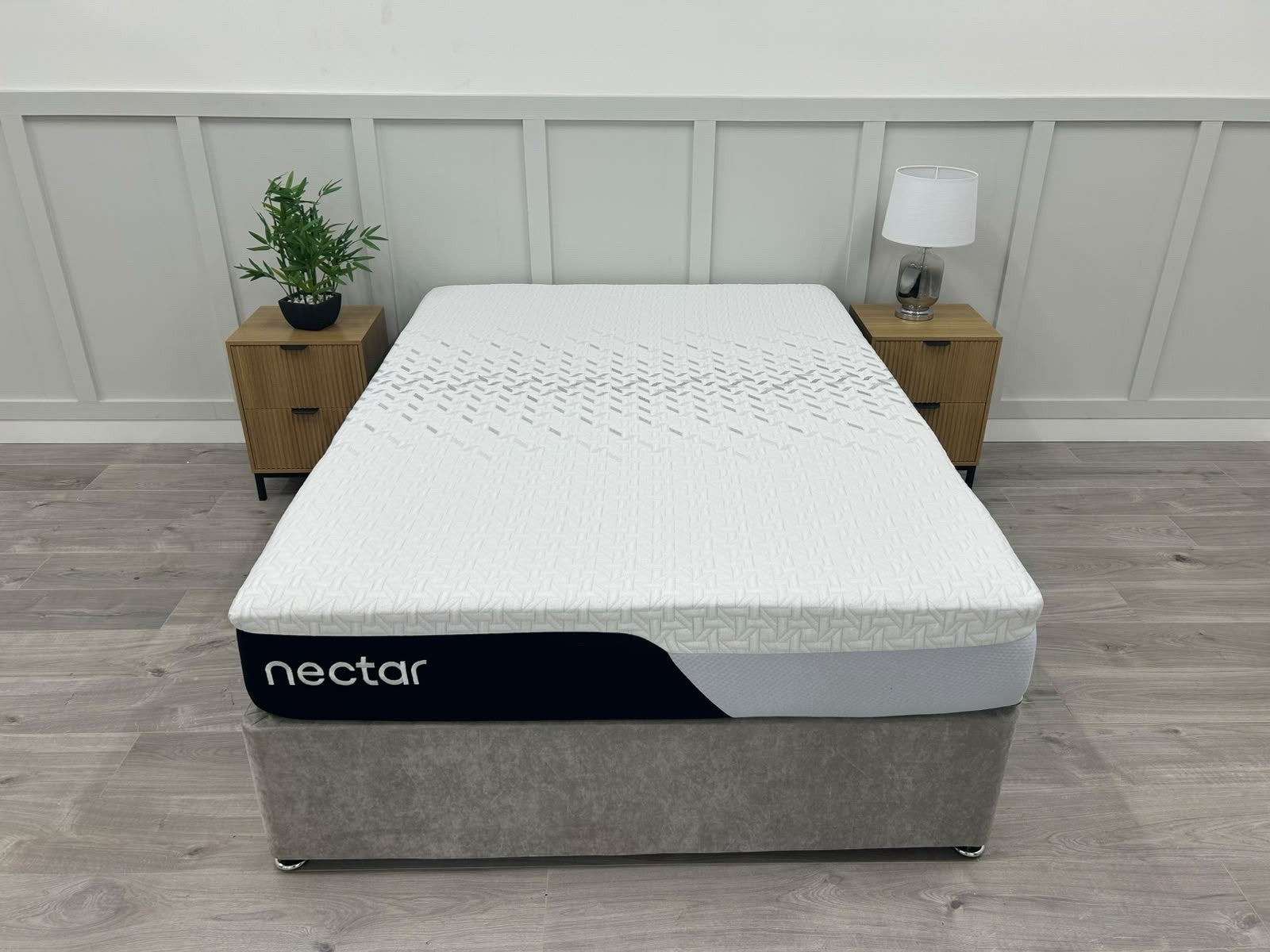 Nectar Premier Memory Foam Mattress Medium /  4FT 6 Double Firm RRP £749