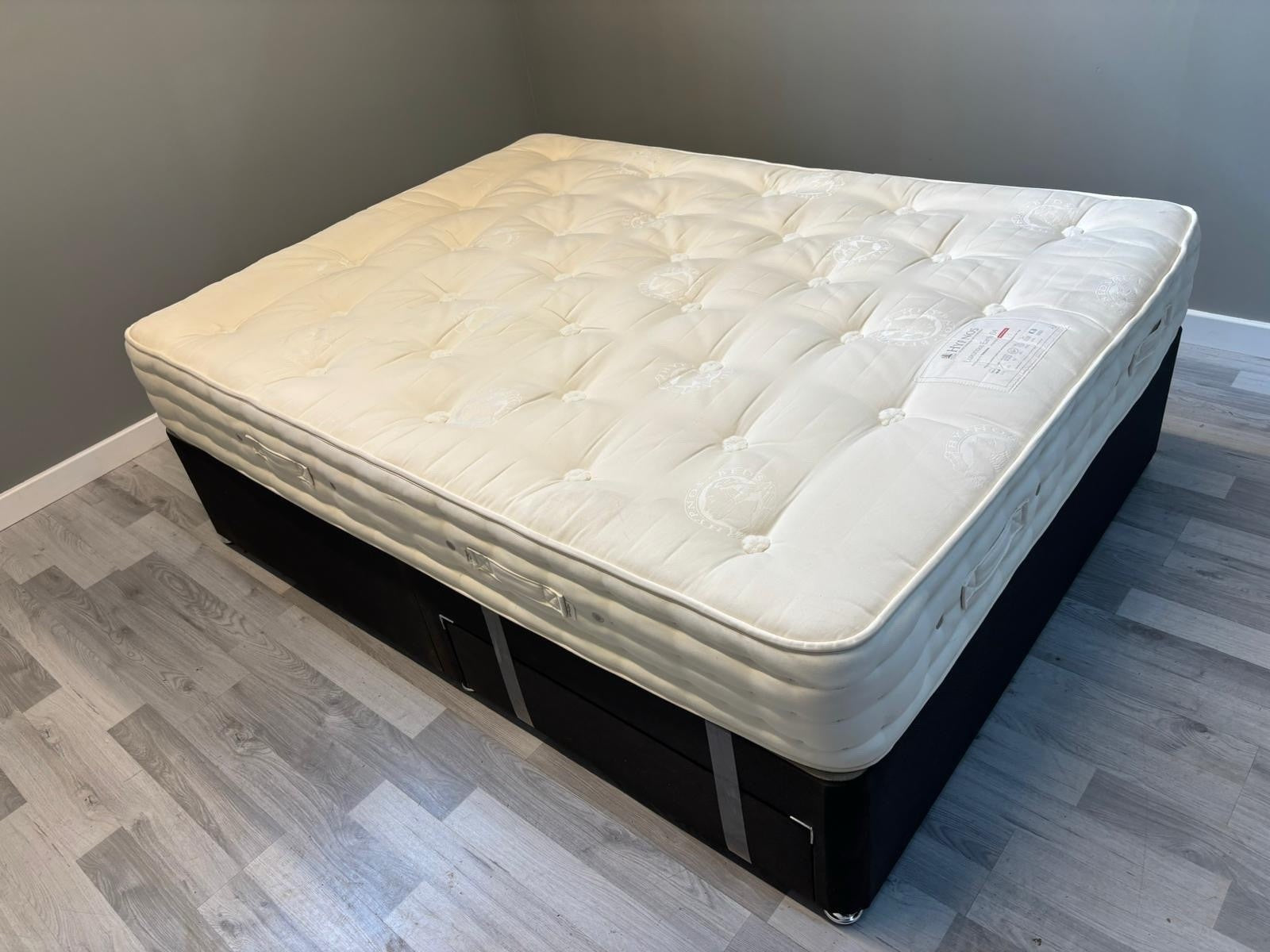 Hypnos Luxurious Earth 04 Kingsize 5FT Mattress - RRP £3299 Medium - Home Furniture Interiors