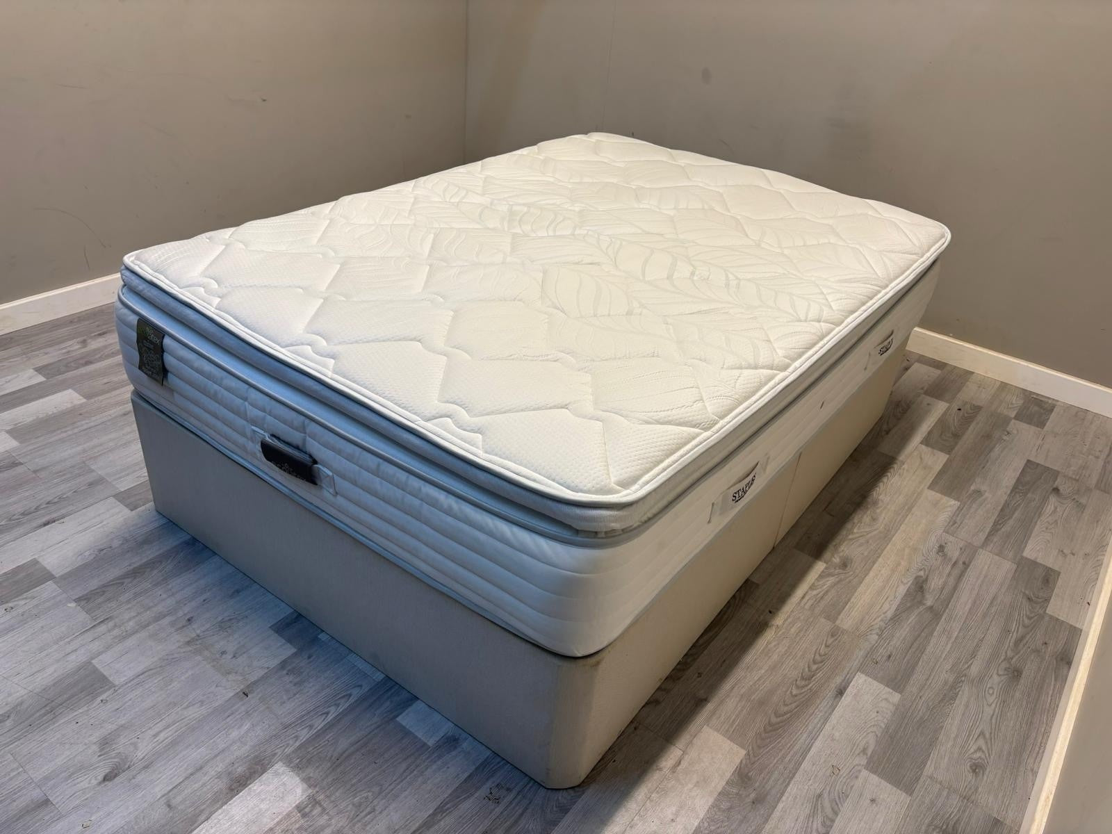 Staples and Co Refresh Eco Latex Pocket 3000 Mattress Double 4FT 6 Firm