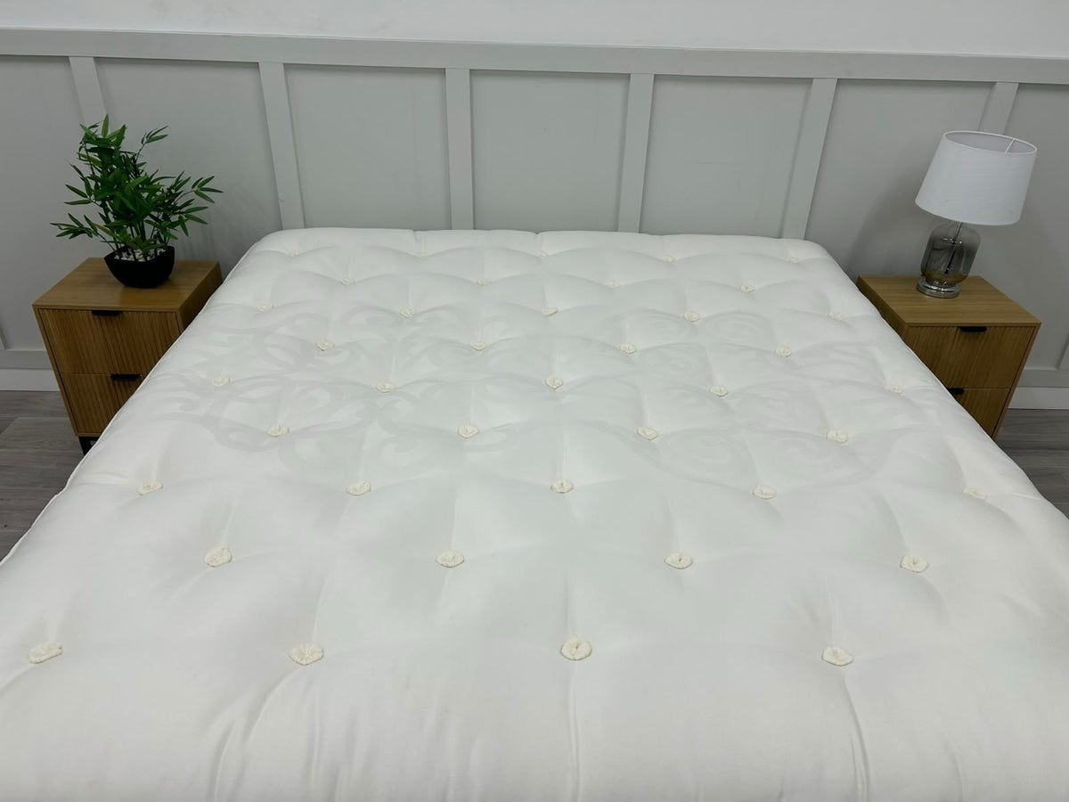 Staples and Co Artisan Pure Utopia Mattress 6FT Superking RRP £2799 Firm