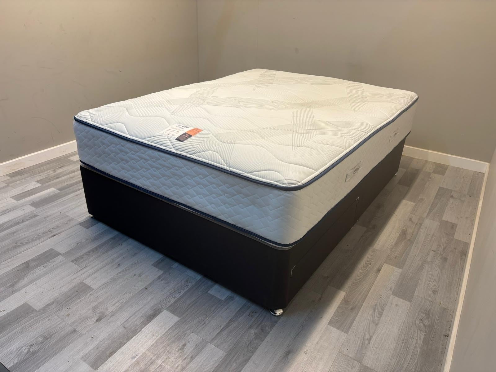 Slumberland Duo 2200 Pocket 2-In-1 Mattress, 5ft Kingsize, Medium - RRP £1199 - Home Furniture Interiors