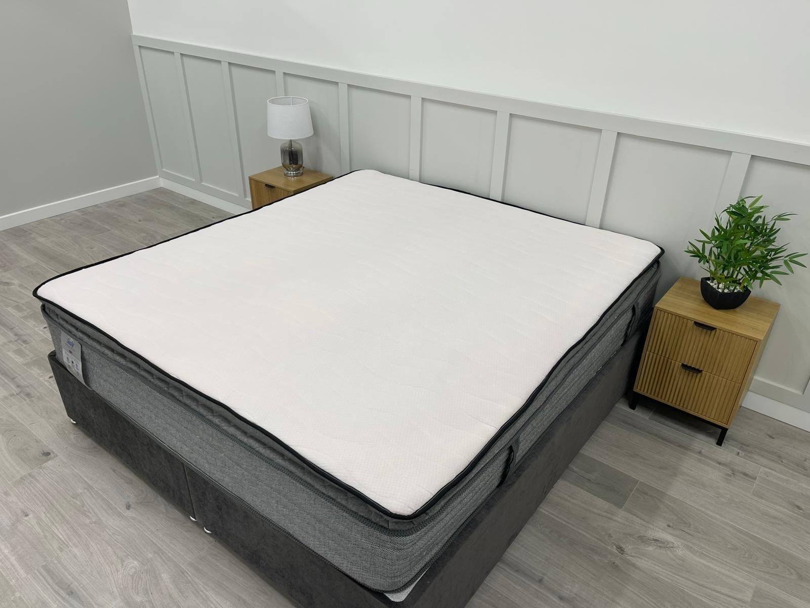 Sealy Maldives Pocket Springs 6FT Superking RRP £2899