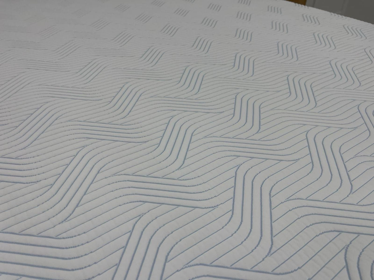 Tempur Pro Plus SmartCool Soft 4ft6 double mattress showing plush surface and edge details, designed for comfort and cooling.