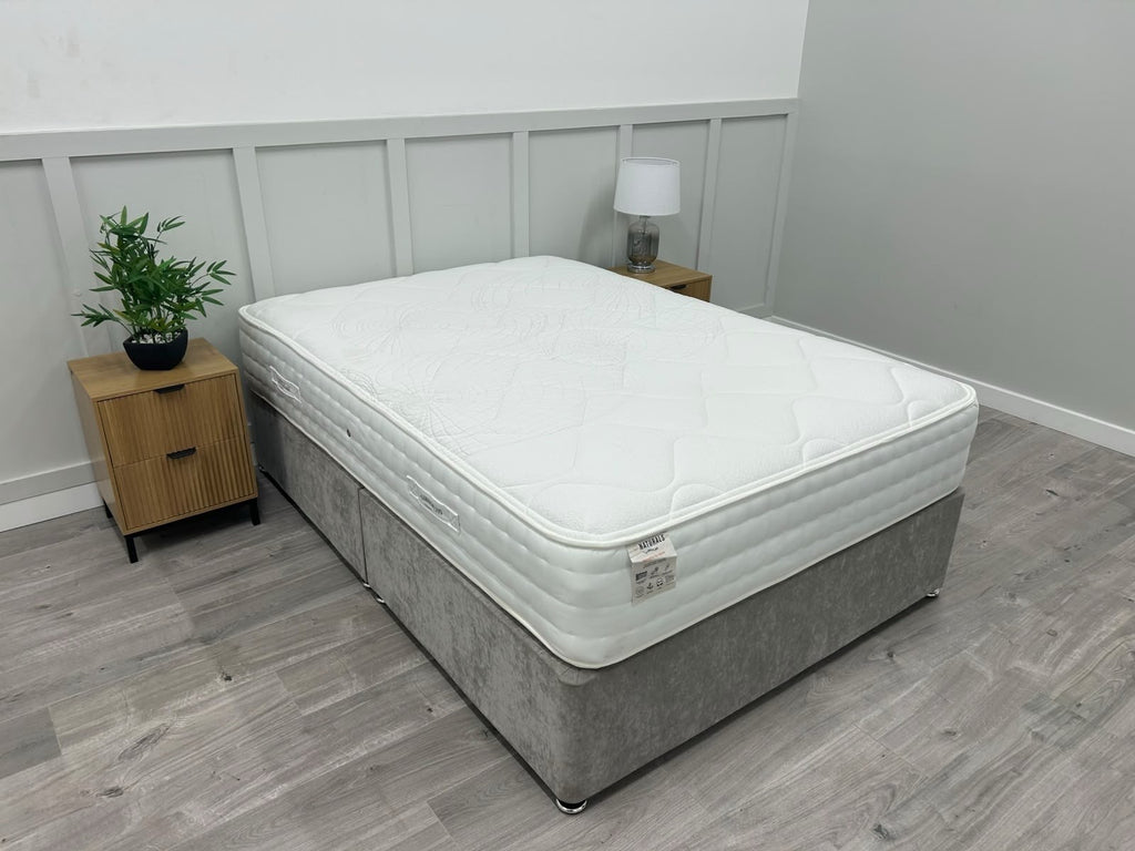 Slumberland Natural Wool Premium 4FT 6 Double Mattress RRP £1199 Medium
