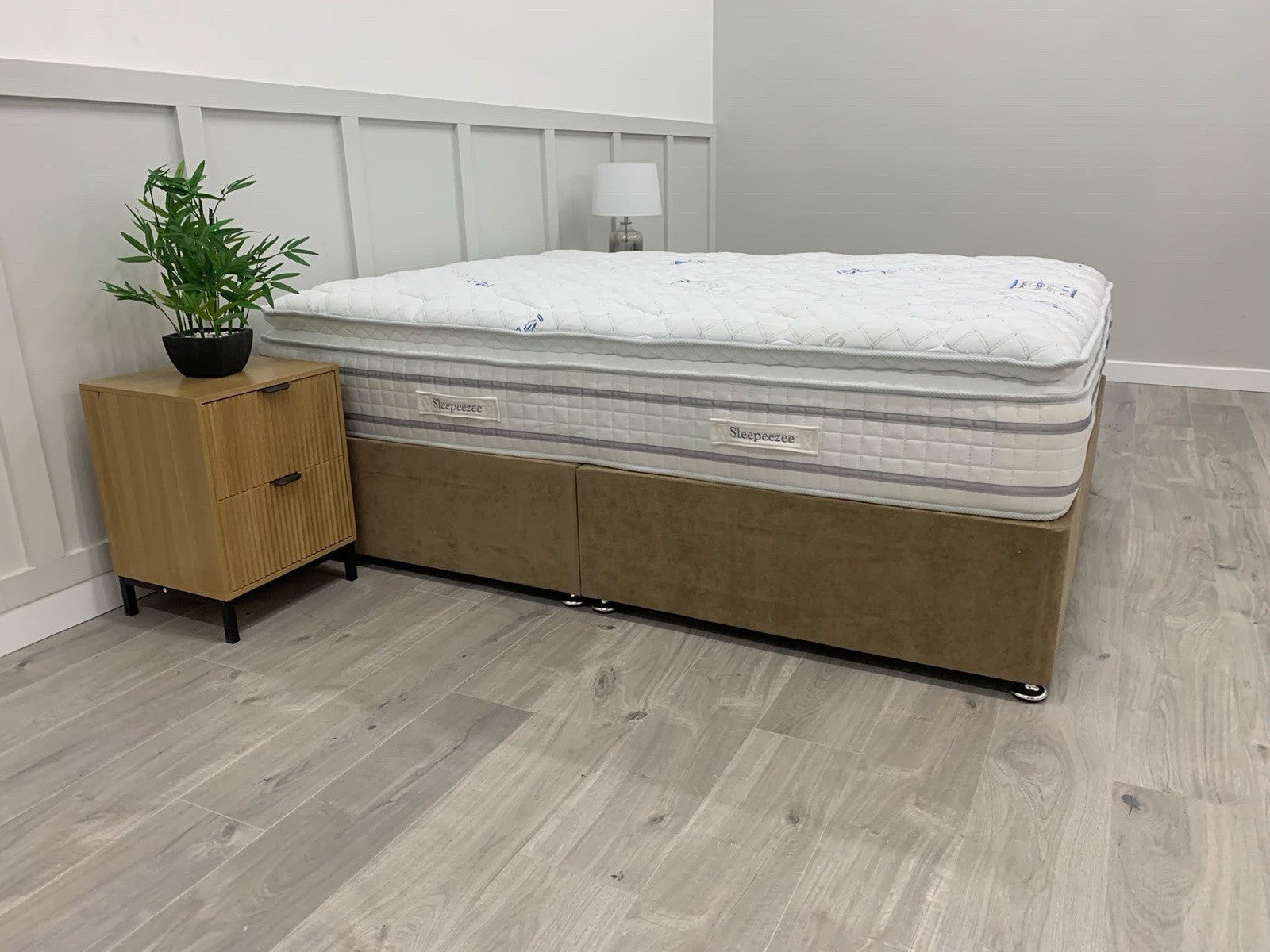 Sleepeezee SensaGel 4000 Mattress 5FT Kingsize RRP £1849 Firm