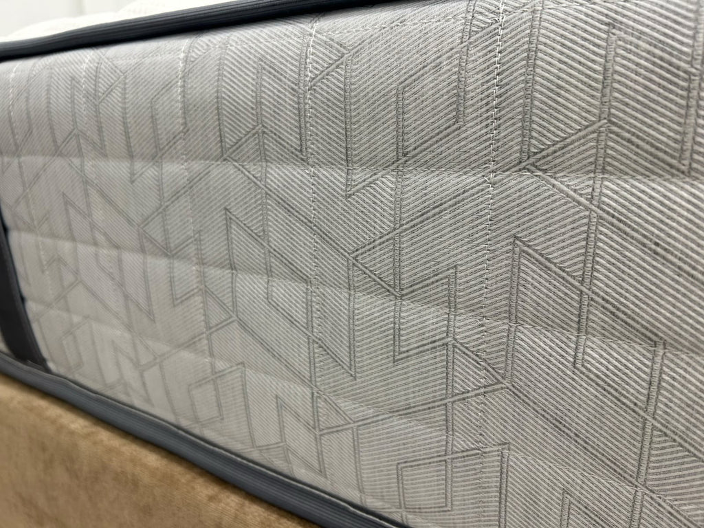 Sealy Elevate Hagen Motion 5FT Kingsize Mattress RRP £1599
