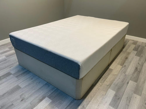 Tempur Ease Double 4FT 6 Mattress, Medium Firm - RRP £1,098 - Home Furniture Interiors
