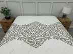 Igel Advance 2500 5FT Kingsize medium mattress showcasing plush fabric and plush surface for comfortable sleep.