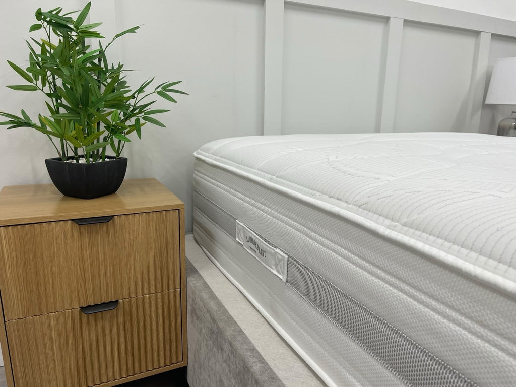 Slumberland Response Latex Premium Mattress 4FT Small Double RRP £995