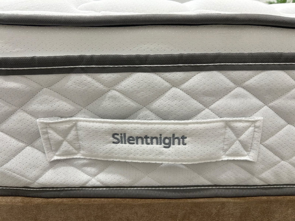 Silentnight Mircoil Pillow Top Mattress 5FT Kingsize  RRP £1099
