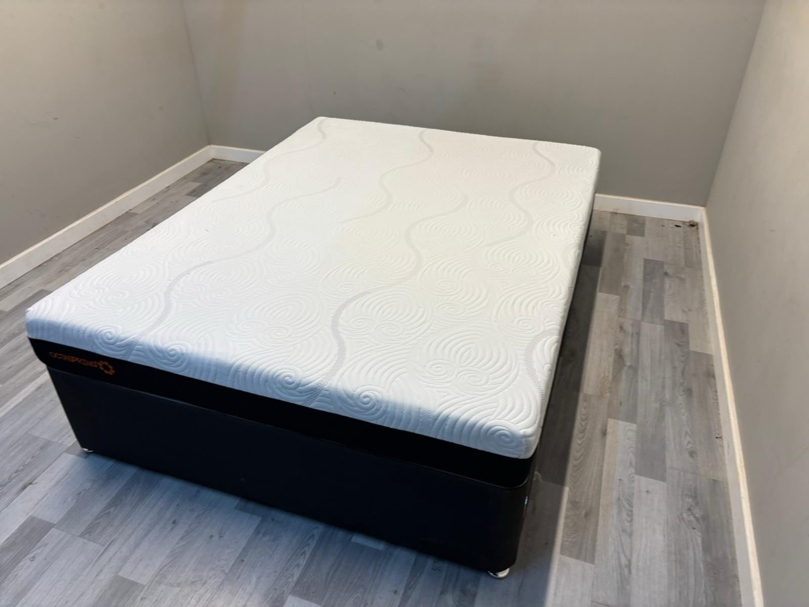 Octaspring Levanto Memory Foam Mattress Kingsize 5FT  £1499 - Home Furniture Interiors