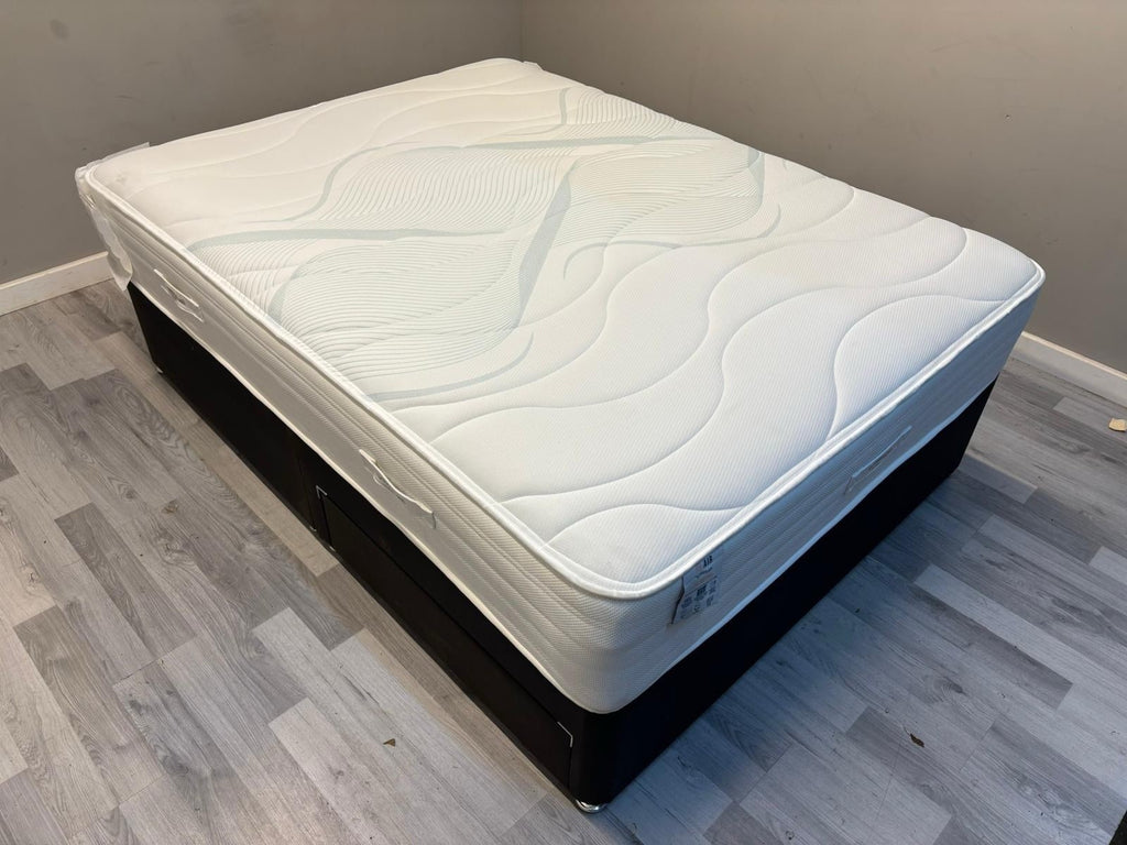 Slumberland Air 6 Memory 5ft Kingsize Mattress, Medium - RRP £1049 - Home Furniture Interiors
