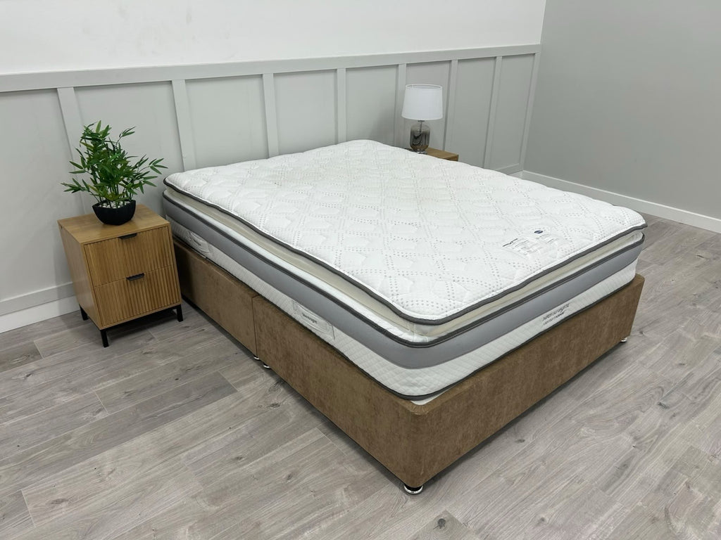 Silentnight Memory Cool 2000 Mattress 5FT Pillowtop RRP £875